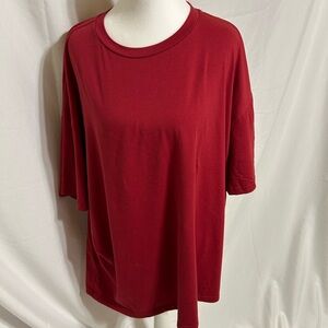 Elegant Red Short Sleeve Women's Tee
